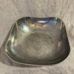 Wilton Armetale Modern Silver Bowl